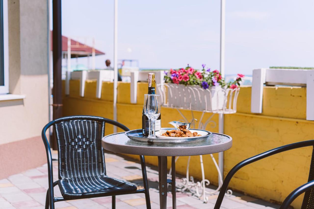 Hotel Tsvetok Odessa Exteriör bild