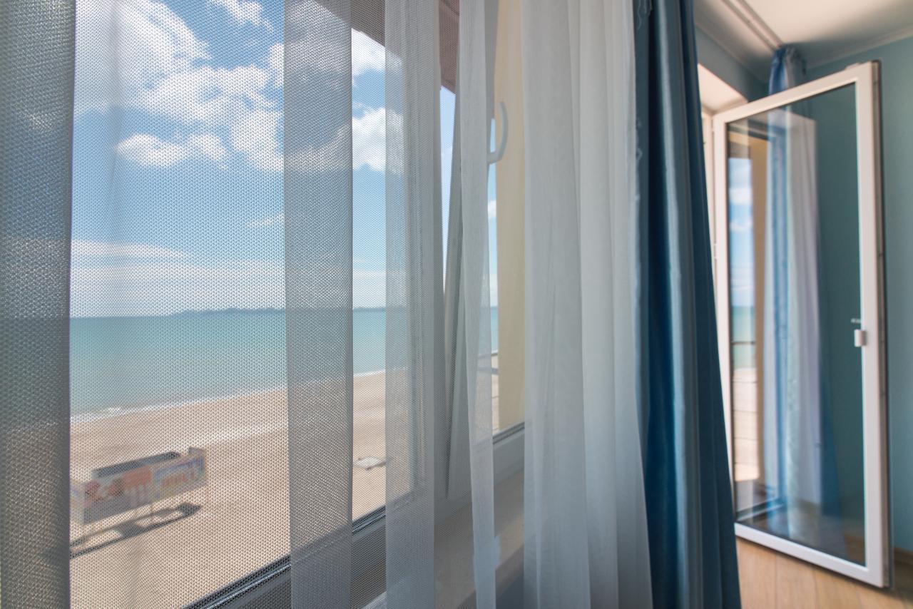 Hotel Tsvetok Odessa Exteriör bild